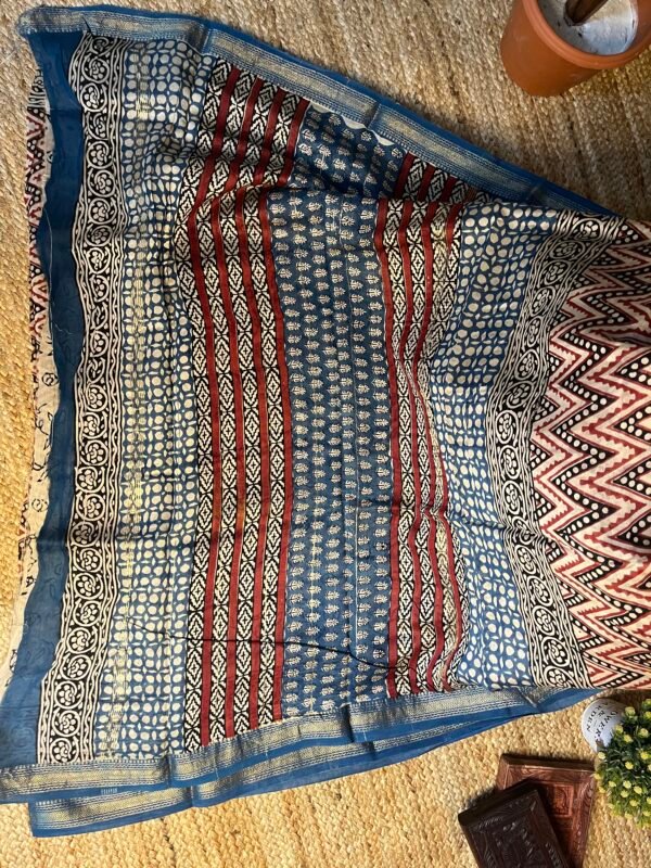 Blue Ethnic Bagru Print Saree
