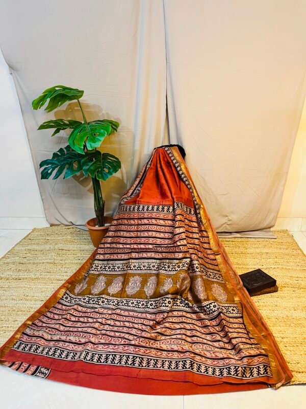 IMG_7833.JPG Red Buti Handprint Chanderi Silk Cotton Bagru