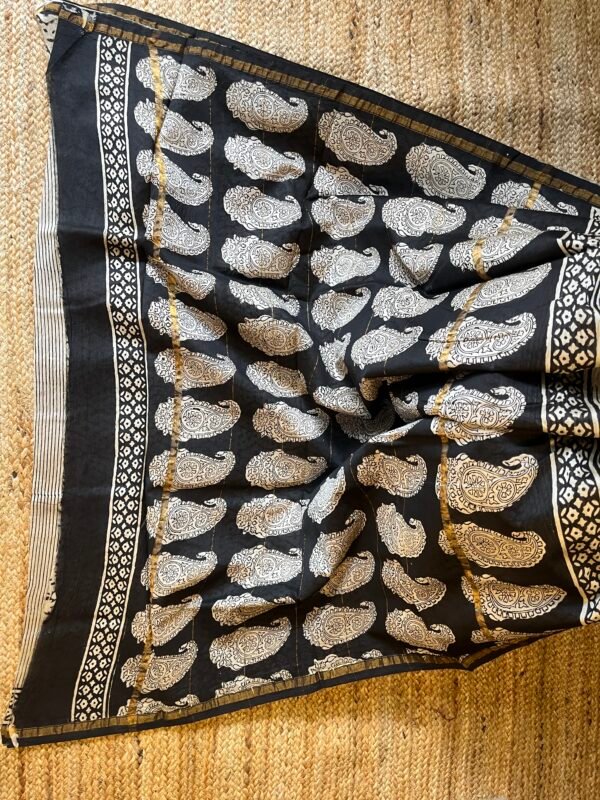 IMG_8415.JPG black & off-white Chanderi silk cotton saree with traditional handblock ajrakh paisley motifs